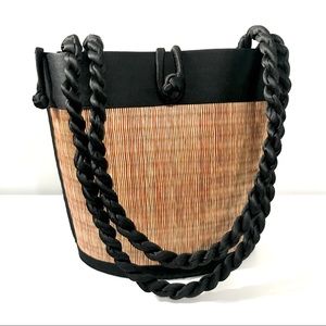 Beautiful Cambodian Straw Shoulder bag like new